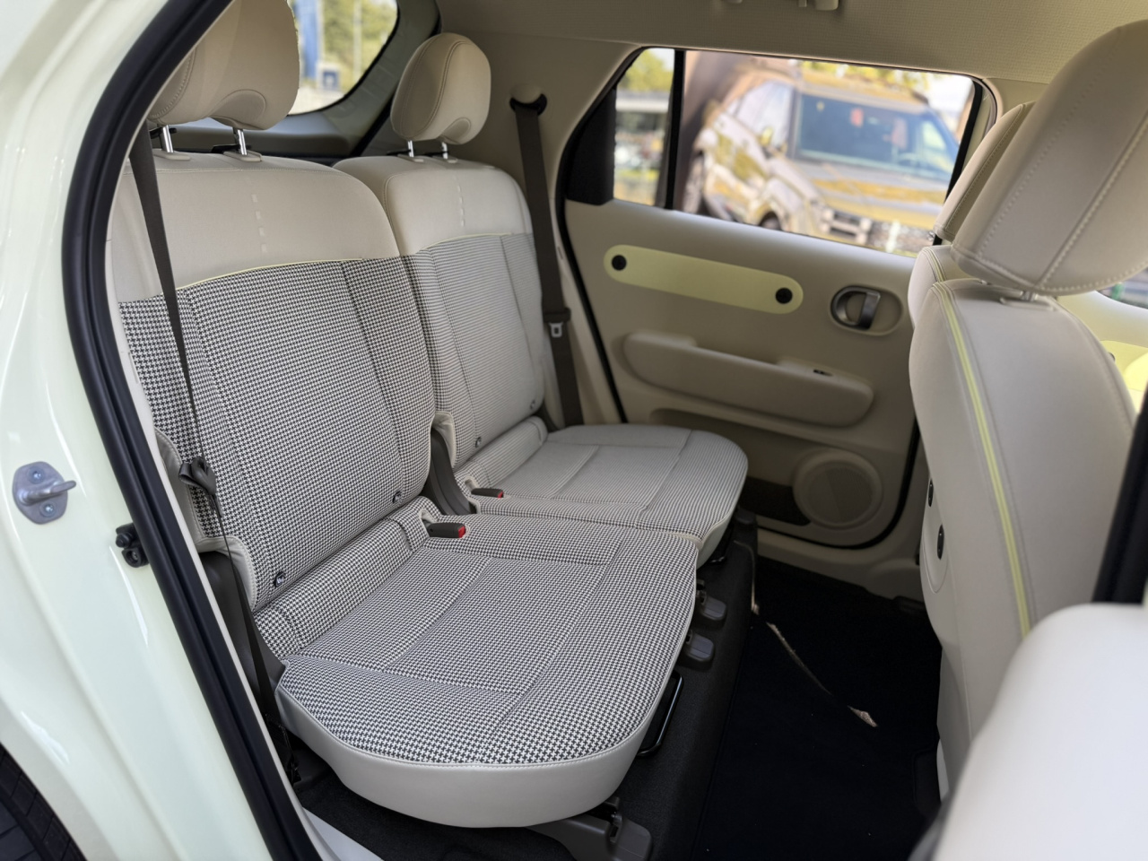 Hyundai INSTER Style Premium