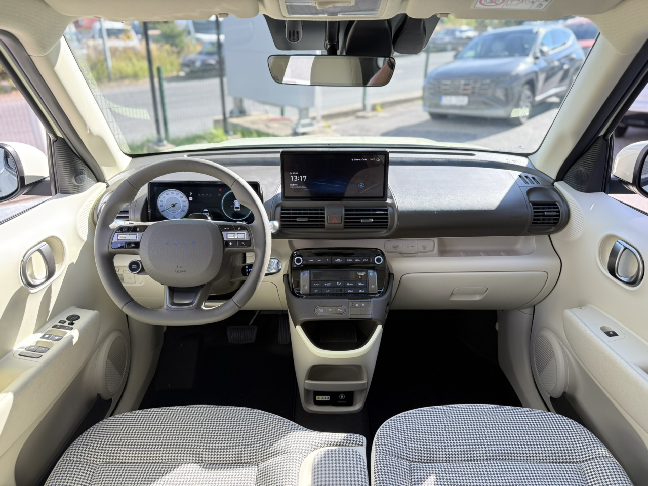 Hyundai INSTER Style Premium
