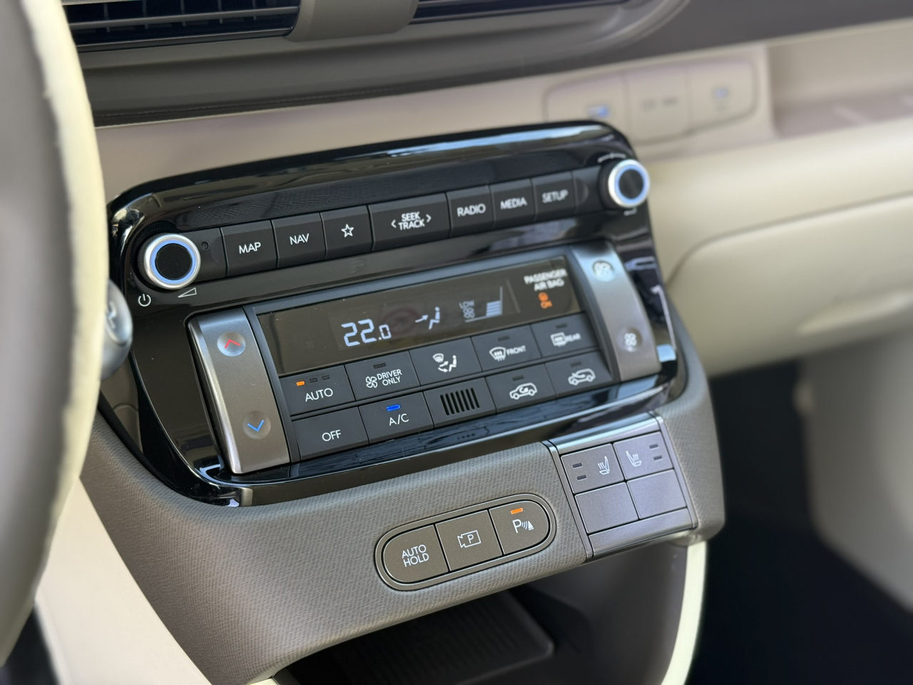 Hyundai INSTER Style Premium